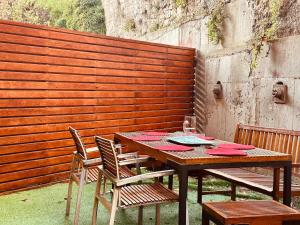 Beyoglu Hacımimi Gardens içinde özel bahçeli daire