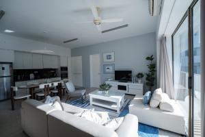 By The Sea Haven 2BR 6pax