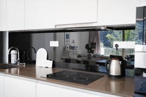 By The Sea Haven 2BR 6pax