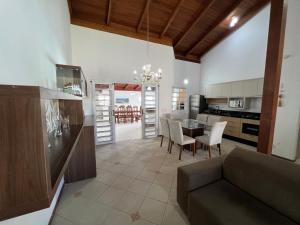 Casa Carnaúba - com piscina a 150m da praia Mariscal