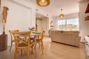 Sunrise Hill Penthouse in Casares