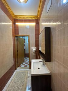 شقة مدخل خاص بمدخلين