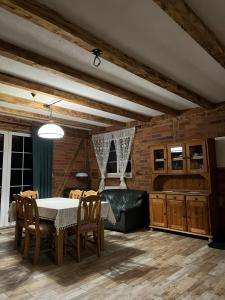 Leśny Sentyment na Gwizdówce na Kaszubach