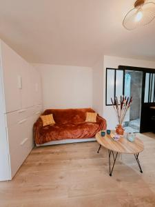 Studio au calme proche centre