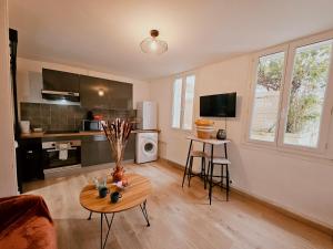 Studio au calme proche centre