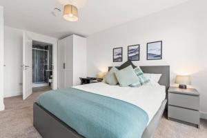 Ideal for Getaways Liverpool Flat, sleeps 4