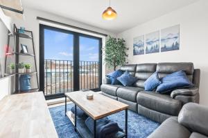 Ideal for Getaways Liverpool Flat, sleeps 4