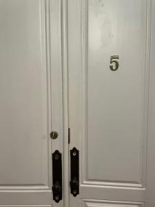 Casa de Duque de Loulé - Apartments by RealuptownPorto