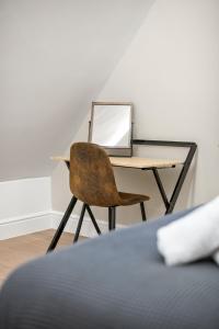 Modern 4 Bed 4 Bath Home in Reading Perfect for Business and Contractors with Free Parking