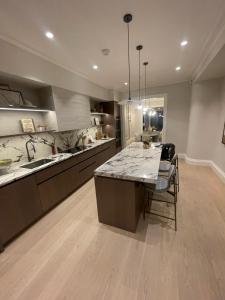 Flat 71 garret mansion