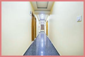 Hotel Vrinda Lok Inn Residency