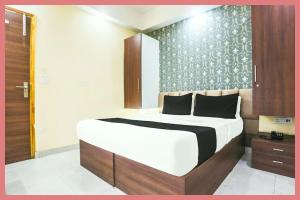 Hotel Vrinda Lok Inn Residency