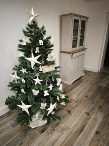 Maison pierres et poutres dopale