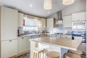 Lodge 9 at Landscove Holiday Park