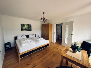 Apartment Sonnenschwan - Neurenoviert, zentrumsnah und ruhig