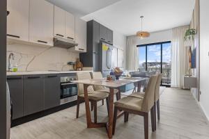 NOK Modern 2BR at The Towers by Vistacana