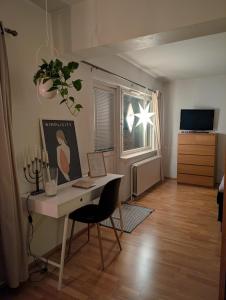 Beautiful apartment with seaview! Top 7th floor Free parking!