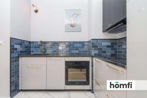 Colorful Corner Apartment - homfi collection