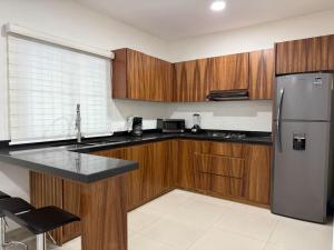 Espacioso Alojamiento Con Excelente Ubicacion