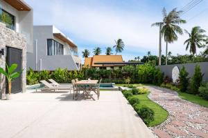 Solaria 3br pool villa