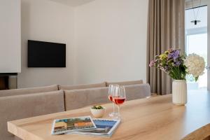 Villa Monti - Elegant Villa with Pool in Itria Valley