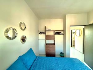 Cozy Modern Retreat with Pool