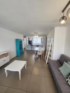 Departamento 5 a 8 personas WIFI laguna navegable y playa