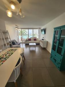 Departamento 5 a 8 personas WIFI laguna navegable y playa