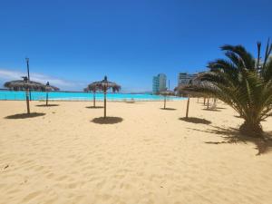 Departamento 5 a 8 personas WIFI laguna navegable y playa