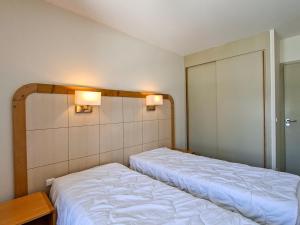 Appartement lumineux 2 pièces, proche des pistes avec balcon - FR-1-425-175