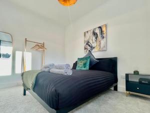 Llangyfelach Peaceful 3BR Stay with Parking