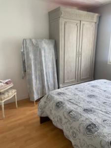 PLIM CIE 2 chambres, sde à létage