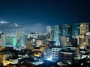 100m2 Gambetta King Bed WiFi240Mbps