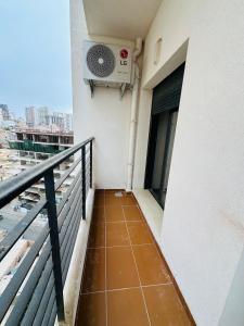 100m2 Gambetta King Bed WiFi240Mbps