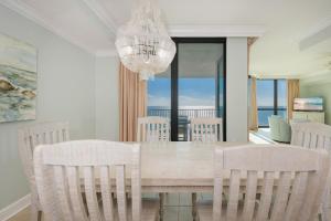 Phoenix IX 1107 condo