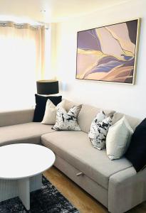 Westferry Deluxe Penthouse