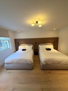 2br Brand New Mews House