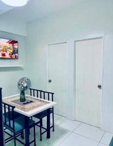 RiverBay 2 BR Apartment Naga City