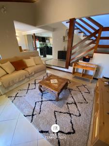 Casa 5 Ruas com Hidro - Rio Tavares Florianópolis