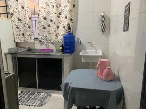 Casa Aconchegante, A 5 Min da Canção Nova, Hospeda até 7 Pessoas!!!