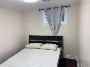Adorable private 2 bedroom basement unit