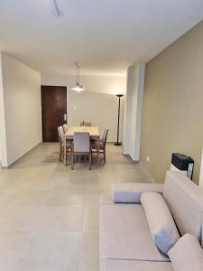 HERMOSO - CATEGORIA Departamento 90 m2 CENTRO con COCHERA opcional