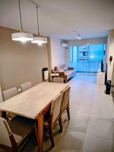 HERMOSO - CATEGORIA Departamento 90 m2 CENTRO con COCHERA opcional