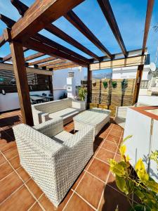 Luxury Apartment with Private Rooftop & Jacuzzi