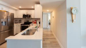 South Seas Tower - SST3-1709