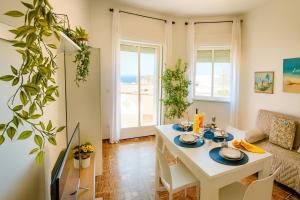 da subito libera Dune Dorate,Tramonti Infiniti la tua oasi di pace in Dune ! Aprile al Mare in Appartamento con vista panoramica e WiFi Casa Vacanza Vista Mare in Sicilia Relax e Tramonti Unici