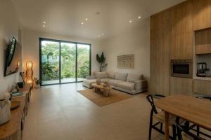 Hillside Oceanview Home with Pool in Venao