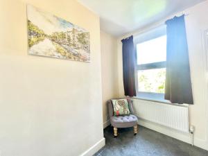 Canterbury City Retreat -2 Bedroom Home