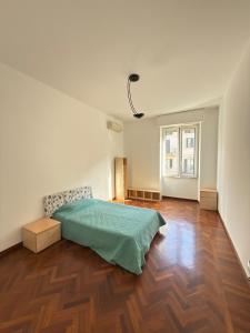 Brera Elegant Apartment - Via San Marco View