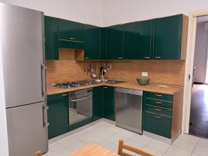 Brera Elegant Apartment - Via San Marco View